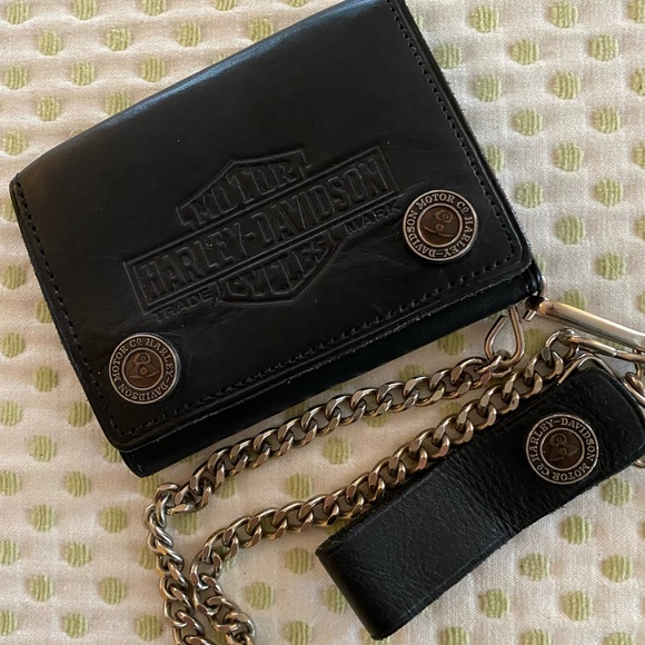 Harley-Davidson Other - Harley-Davidson Leather Wallet w/Chain